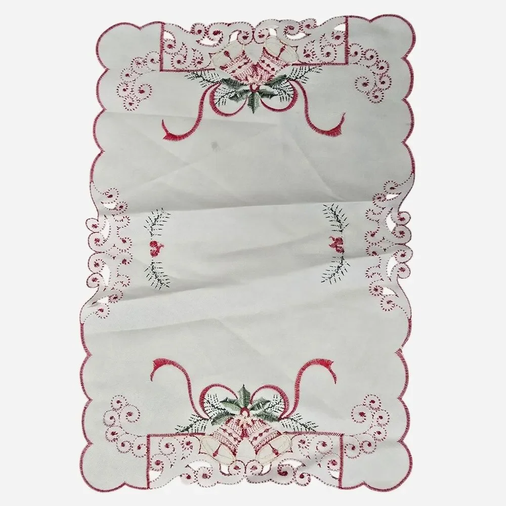 Vintage Christmas 1 placemat with red and green holly and bow design